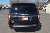 Used 2014 Chrysler Town & Country Touring image 5