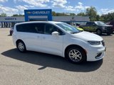 Used 2022 Chrysler Pacifica Touring-L image 4