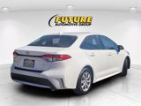 Used 2022 Toyota Corolla LE image 5