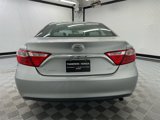 Used 2016 Toyota Camry LE image 4