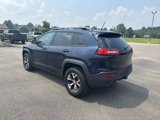 Used 2015 Jeep Cherokee Trailhawk image 2