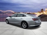 Used 2022 Chevrolet Malibu LT image 3