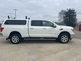 Used 2016 Nissan Titan SL image 4