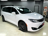 Used 2019 Chrysler Pacifica Touring-L Plus w/ S Appearance Package image 2
