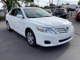 Used 2010 Toyota Camry LE image 5