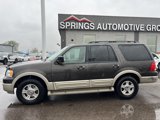 Used 2005 Ford Expedition 4WD image 2