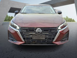 Used 2024 Nissan Altima 2.5 SV image 2