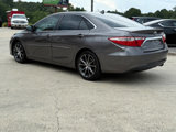 Used 2015 Toyota Camry XLE w/ Moonroof Package image 3