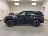New 2025 Jeep Grand Cherokee Altitude image 5