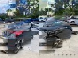 Used 2022 Hyundai Elantra SEL w/ Convenience + Premium Package image 2