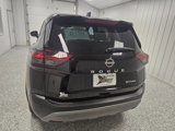 Used 2023 Nissan Rogue SV image 3