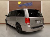 Used 2019 Dodge Grand Caravan GT image 2