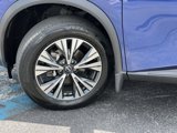 Used 2022 Nissan Rogue SV image 3