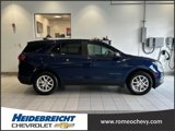 Used 2023 Chevrolet Equinox LS w/ LS Convenience Package image 2