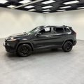 Used 2014 Jeep Cherokee Limited w/ Luxury Group image 2