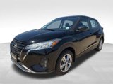 New 2025 Nissan Kicks Play S image 4