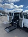 Used 2011 Ford E-150 and Econoline 150 XLT image 2