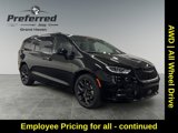 New 2025 Chrysler Pacifica Limited w/ Trailer Tow Group image 3