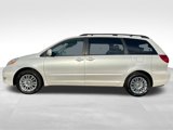 Used 2008 Toyota Sienna image 2