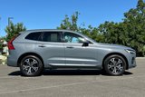 Used 2022 Volvo XC60 B5 Momentum w/ Climate Package image 3