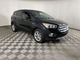Used 2017 Ford Escape SE image 2
