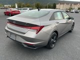 Certified 2023 Hyundai Elantra SEL w/ Preferred Accessory Package image 5