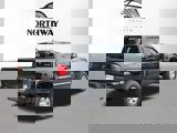 Used 2019 Toyota Tacoma SR image 4