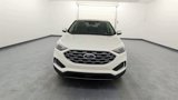 Used 2022 Ford Edge SEL w/ Convenience Package image 3
