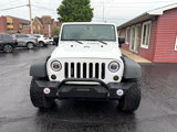 Used 2015 Jeep Wrangler Unlimited Rubicon w/ Connectivity Group image 2