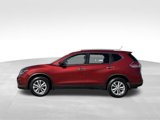 Used 2016 Nissan Rogue SV w/ SV Premium Package image 2