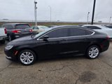Used 2016 Chrysler 200 Limited image 2