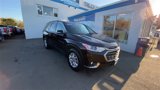 Certified 2021 Chevrolet Traverse LT image 3