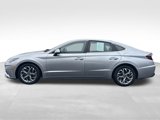 Used 2022 Hyundai Sonata SEL w/ Convenience Package image 2