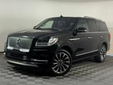 Used 2018 Lincoln Navigator Select w/ Technology Package image 2