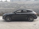 Used 2025 Porsche Macan image 2