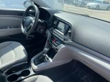Used 2017 Hyundai Elantra SE image 2