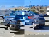 Used 2019 Ford Taurus SE image 3