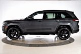 Used 2025 Jeep Grand Cherokee Limited w/ Black Appearance Package image 2