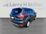 Used 2017 Ford Escape SE image 4