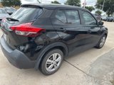 Used 2020 Nissan Kicks S image 4