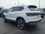 New 2025 Volkswagen Taos SE image 3