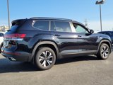 New 2025 Volkswagen Atlas SE image 3