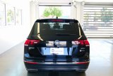 Used 2021 Volkswagen Tiguan SE w/ Panoramic Sunroof Package image 5