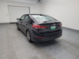 Used 2017 Hyundai Elantra SE image 5