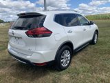 Used 2017 Nissan Rogue SV image 5