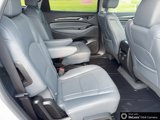 Used 2020 Buick Enclave Essence image 4