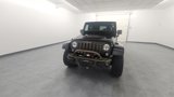 Used 2016 Jeep Wrangler Unlimited Sahara image 3