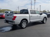 Used 2018 Nissan Titan SV image 3