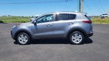 Used 2018 Kia Sportage LX image 2