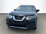 Used 2020 Nissan Rogue SV image 2